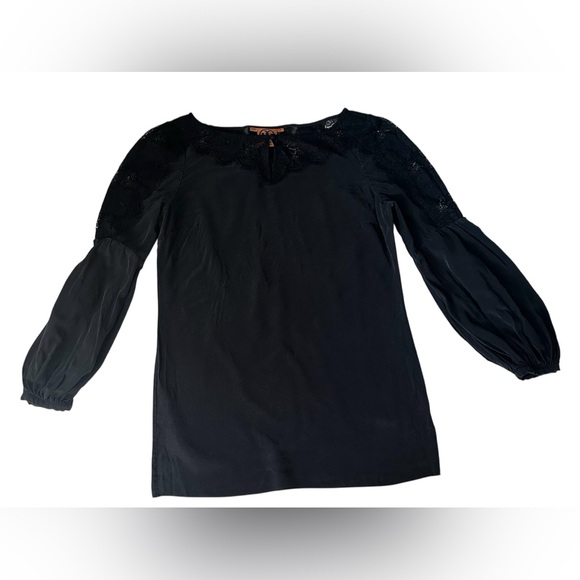 TORY BURCH Women's Black‎ Silk Lace Shoulders& Neckline Long Sleeve Blouse 10 - Picture 1 of 7